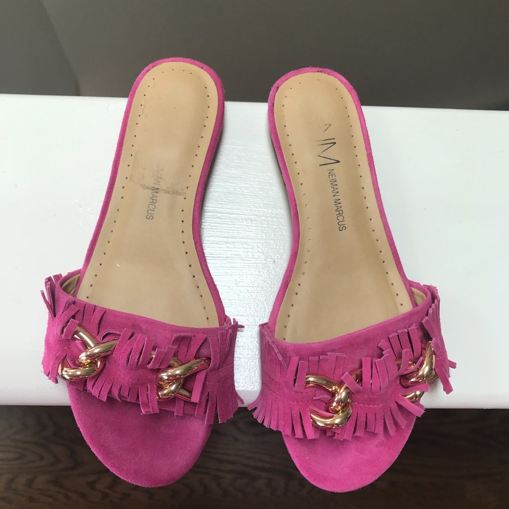 Ethel Flat Kiltie Suede Slide Sandal in fuchsia